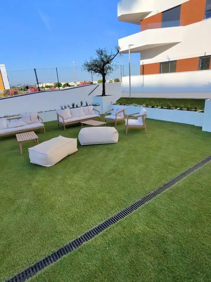 Terrassa de Pis de lloguer en Dos Hermanas amb Aire condicionat, Terrassa i Piscina comunitària