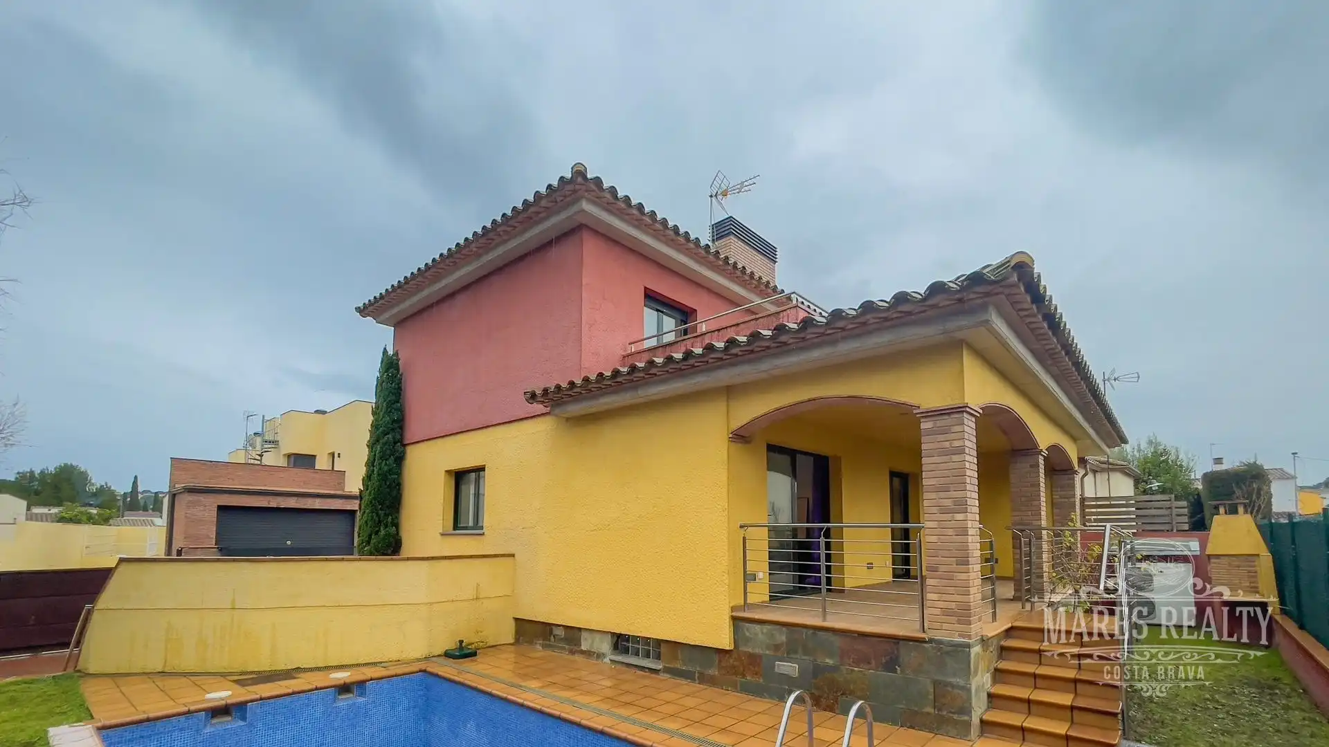 Casa con piscina in vendita a Riells