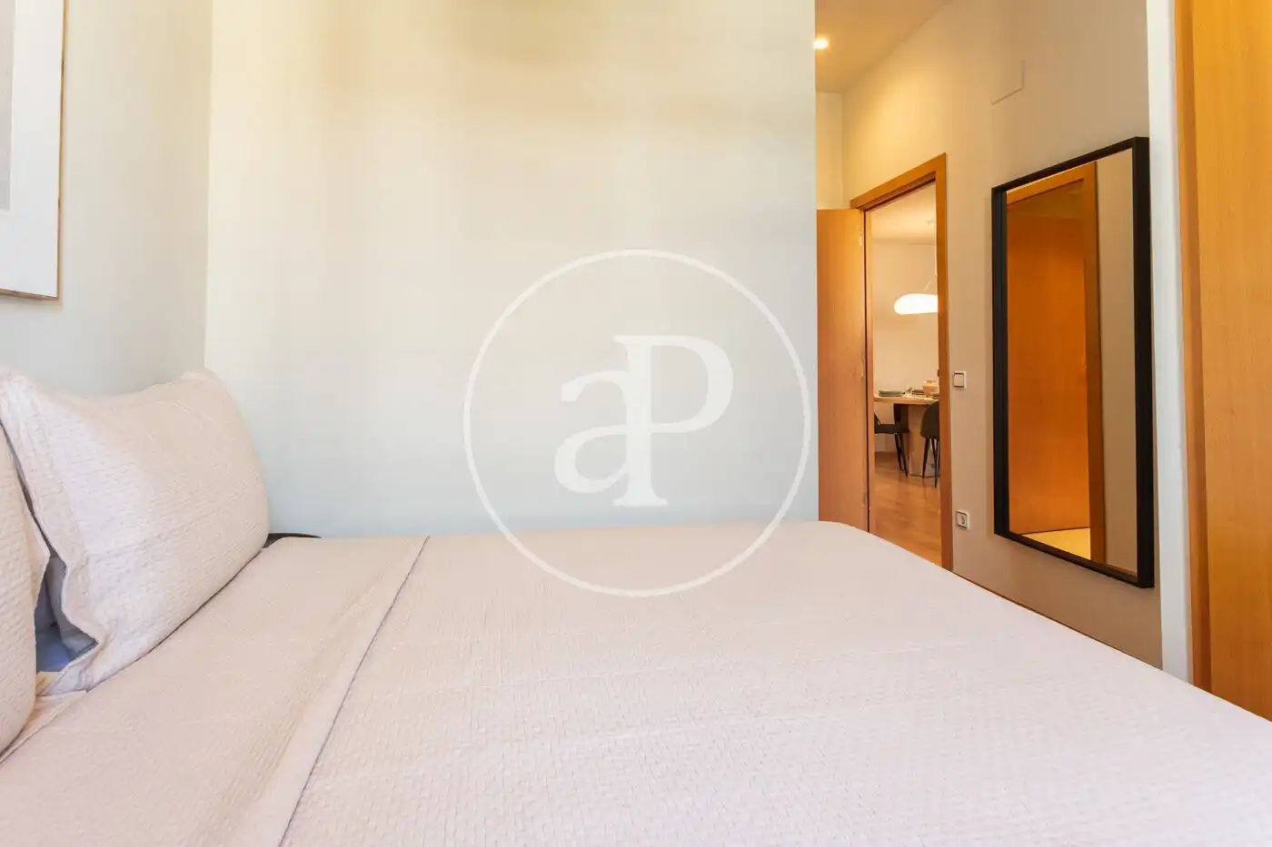 Schlafzimmer von Wohnung zur Miete in Barcelona mit Klimaanlage, Heizung und Möbliert