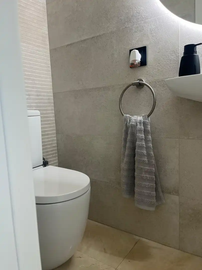 Baño de Ático en venta en Empuriabrava con Calefacción, Terraza y Piscina
