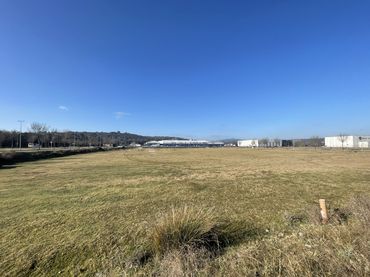 Terreno industrial en venta en RIU RISSEC