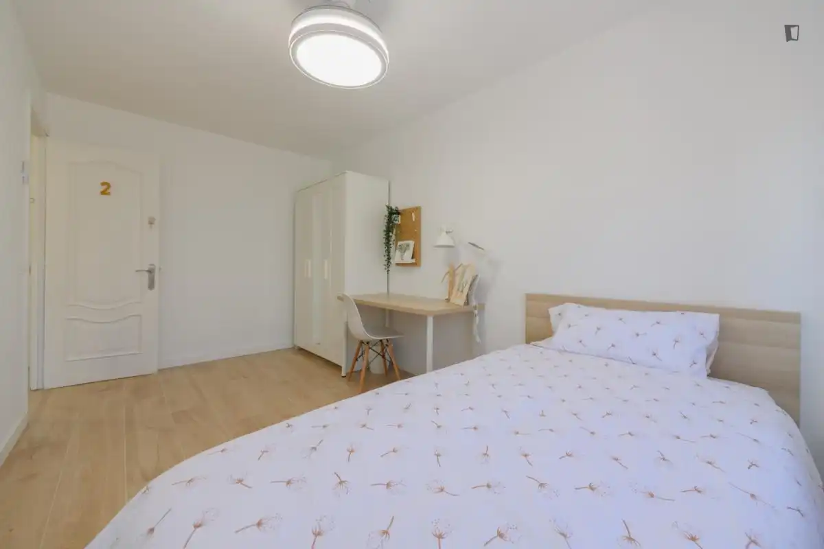 Habitación de Apartamento para compartir en Universidad