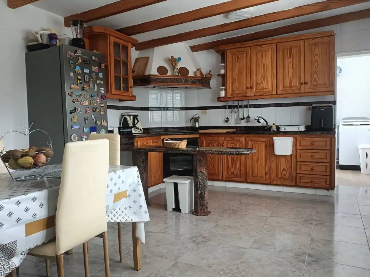 Küche von Dachboden zum Verkauf in Tacoronte mit Privatgarten, Terrasse und Abstellraum