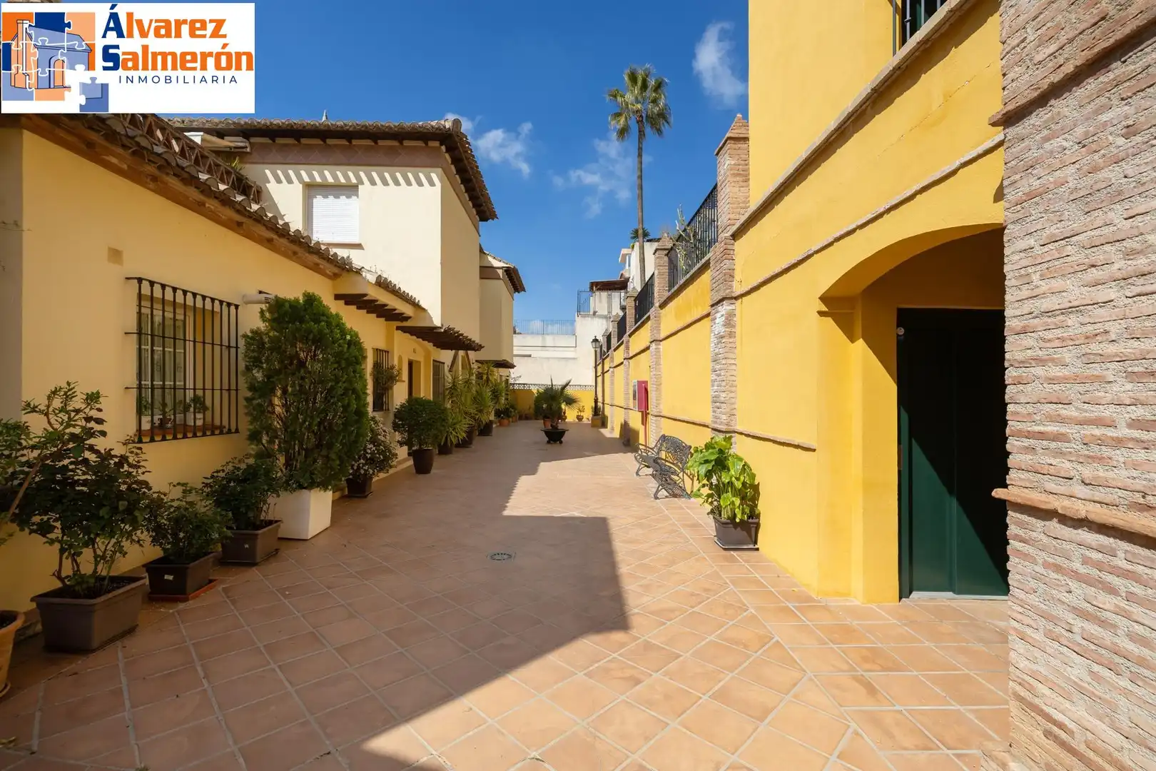 Exterior view of Detached homes for sale in Granada  with Air Conditioner, Heating and Private garden