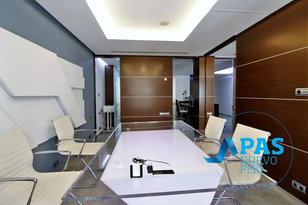 Piso en venta en Calle Lealtad, Centro - Ayuntamiento