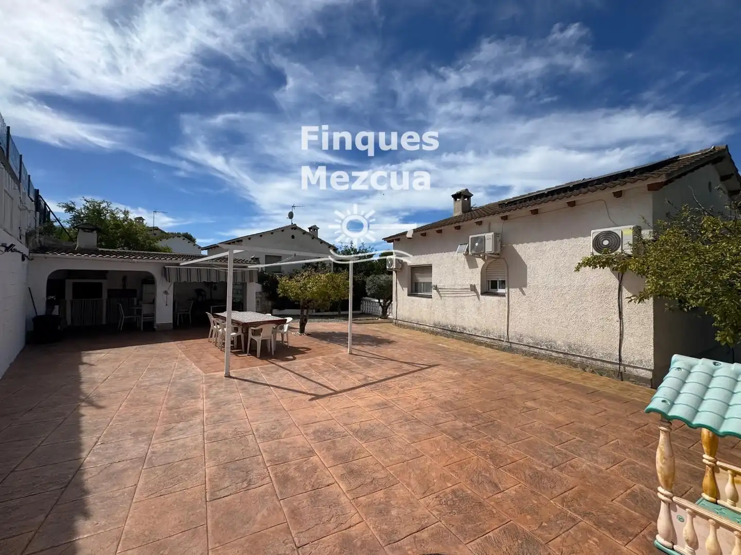 Xalet amb piscina en venda a Eucaliptus Dels, imagen 3