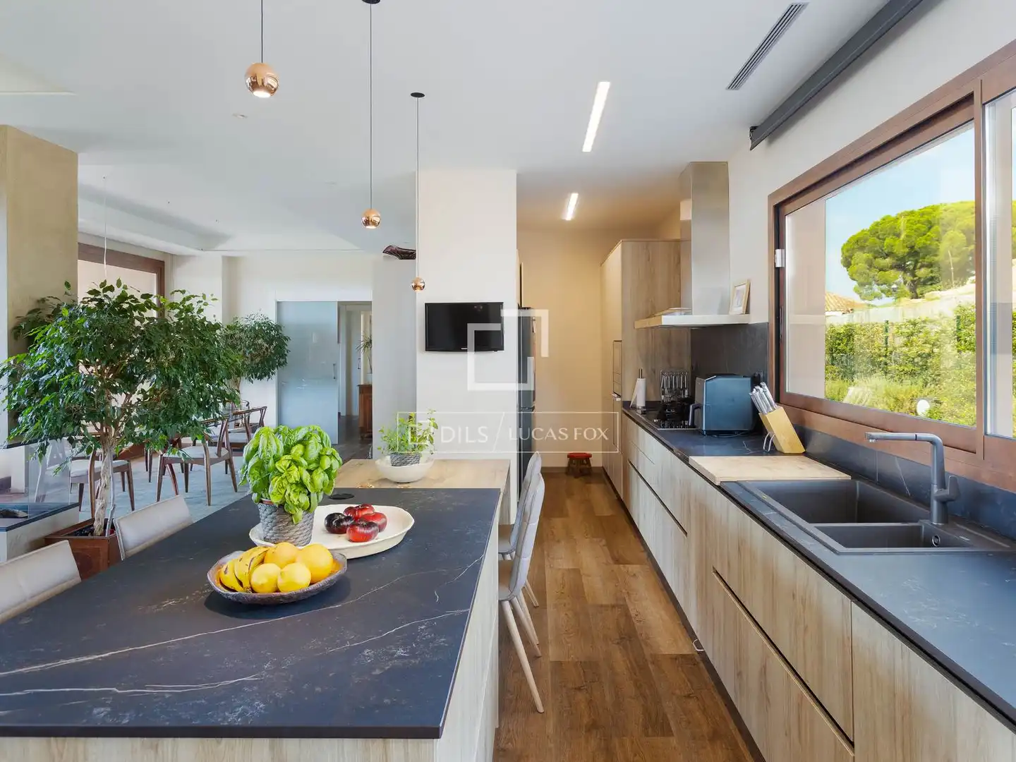 Cocina de Casa o chalet en venta en Sant Vicenç de Montalt con Aire acondicionado, Calefacción y Jardín privado