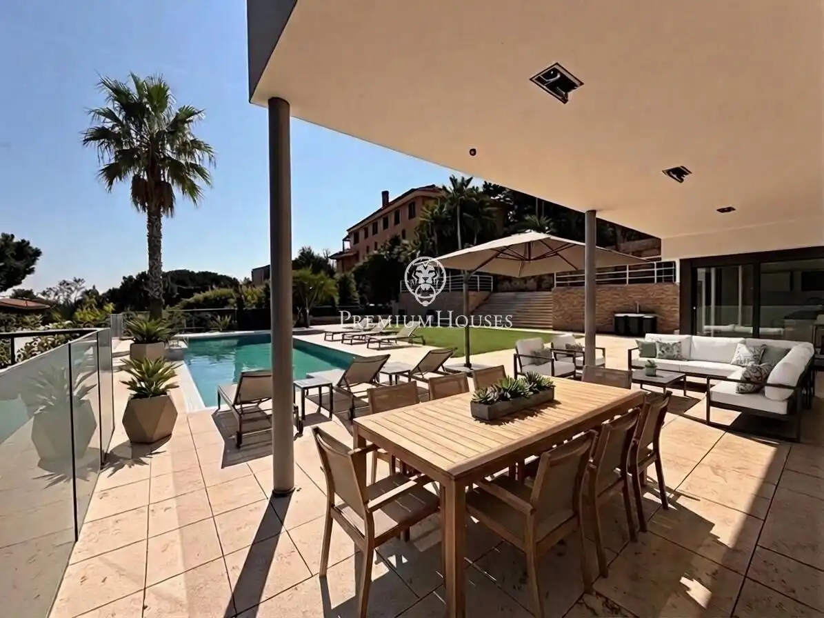 Terrace of Houses for sale in Sant Andreu de Llavaneres  with Heating, Private garden and Parquet flooring