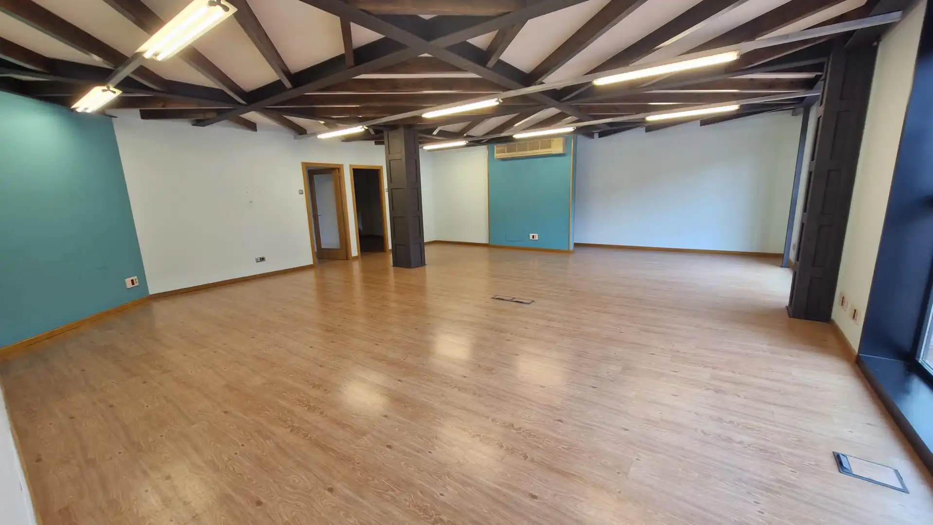Büro zur Miete in Rúa Xosé Chao Rego 8, Santiago de Compostela, España, imagen 13