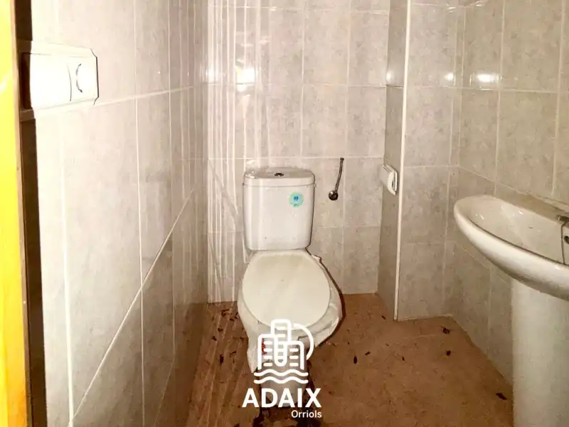Local comercial en venta en Carrer de Colom 38, imagen 8
