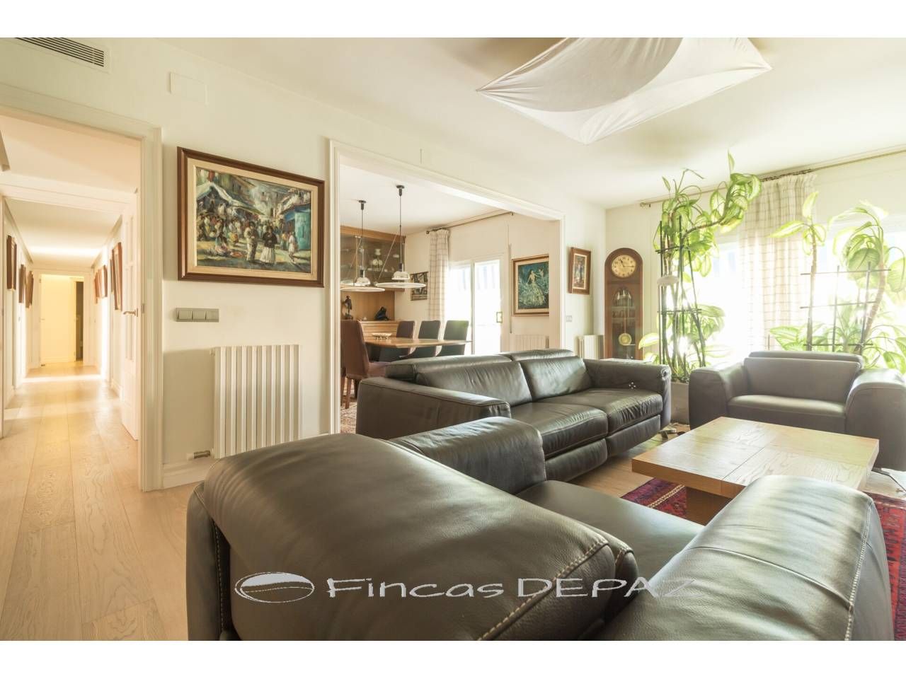 Sala d'estar de Àtic en venda en Castelldefels amb Aire condicionat, Calefacció i Parquet