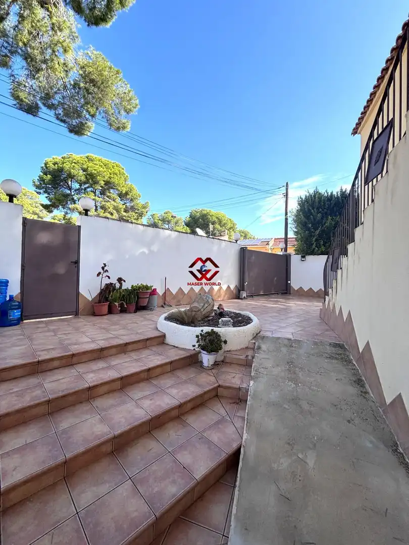 Chalet con terraza en venta en El Pinar de Campoverde, imagen 7