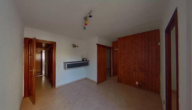 Piso en Venta en La Torrassa