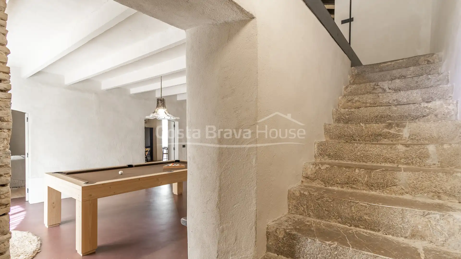 Country house zum Verkauf in Ventalló mit Klimaanlage, Heizung und Privatgarten