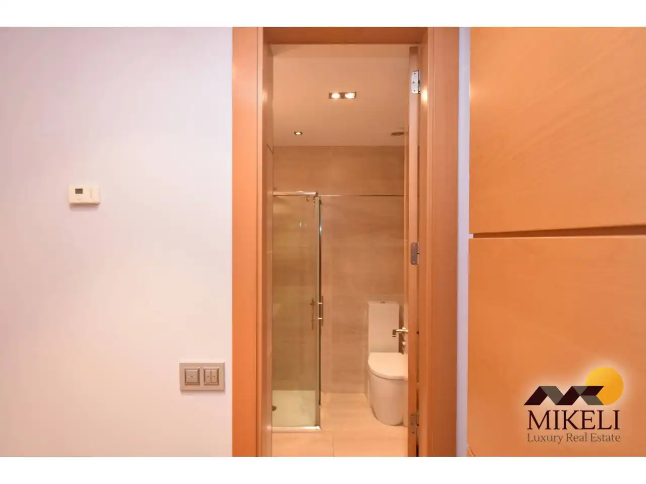 Baño de Piso de alquiler en Santander con Aire acondicionado, Amueblado y Balcón