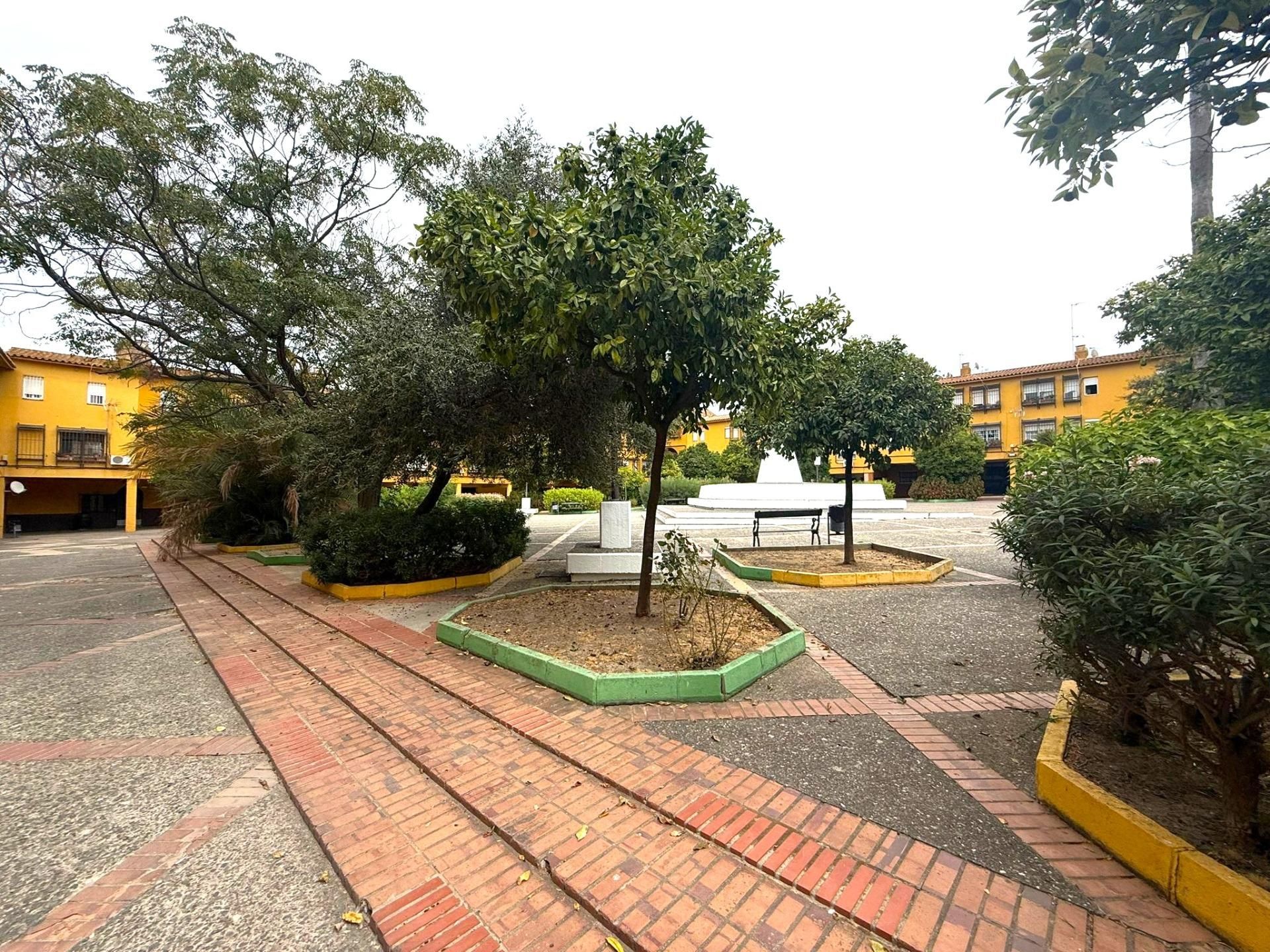 Vista exterior de Planta baixa en venda en Los Barrios