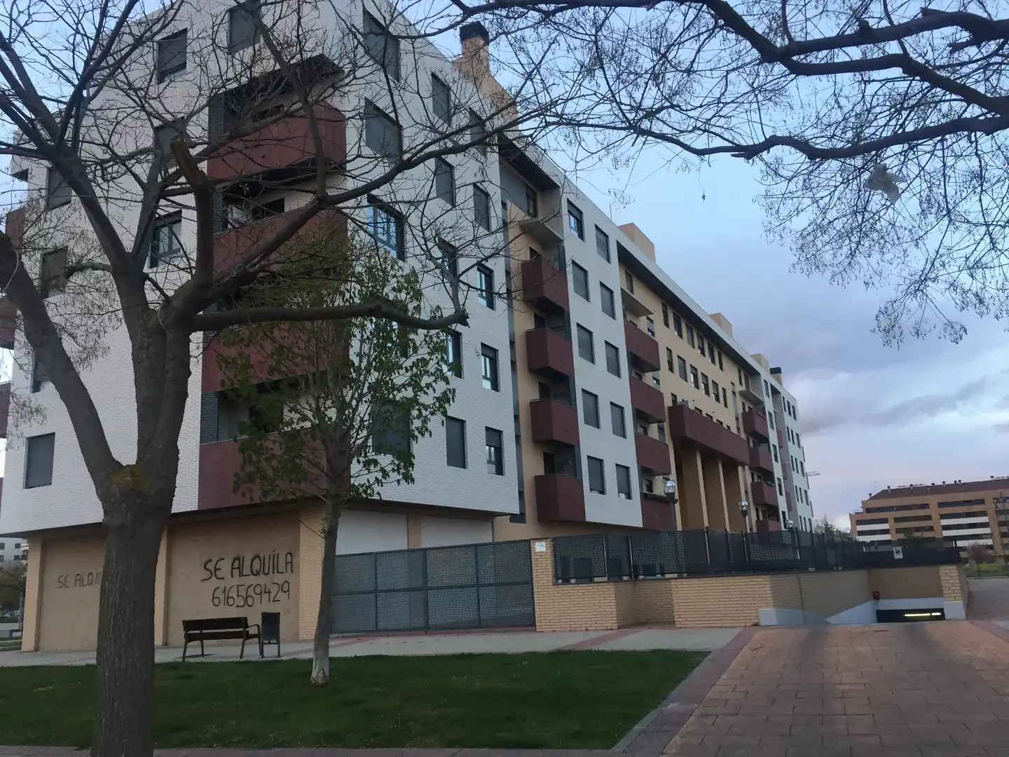 Aparcament amb ascensor en venda a Emilia Pardo Bazán, imagen 4