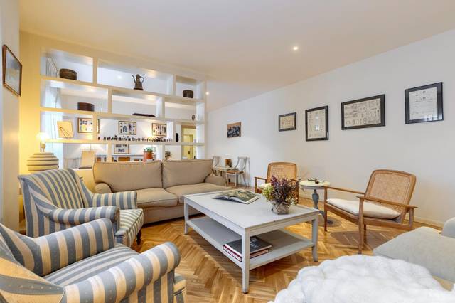 Planta baja en Venta en Calle ACAMAR en Aravaca