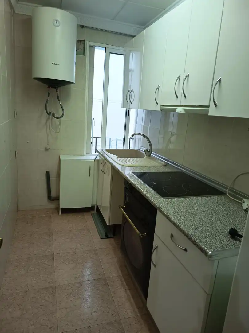 Kitchen of Flat for rent in Córdoba  with Air Conditioner and Furnished