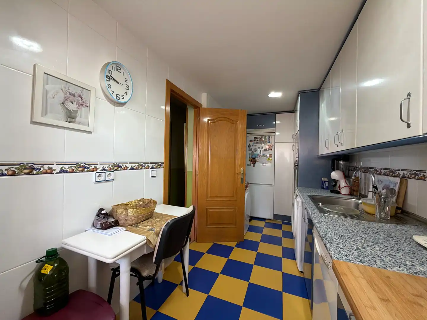 Cuina de Pis en venda en Tres Cantos amb Calefacció, Parquet i Terrassa