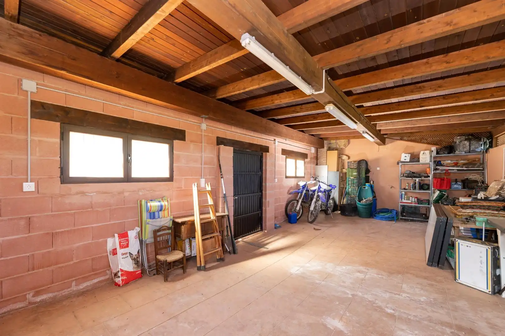 Houses for sale in Colomera  with Heating, Terrace and Storage room
