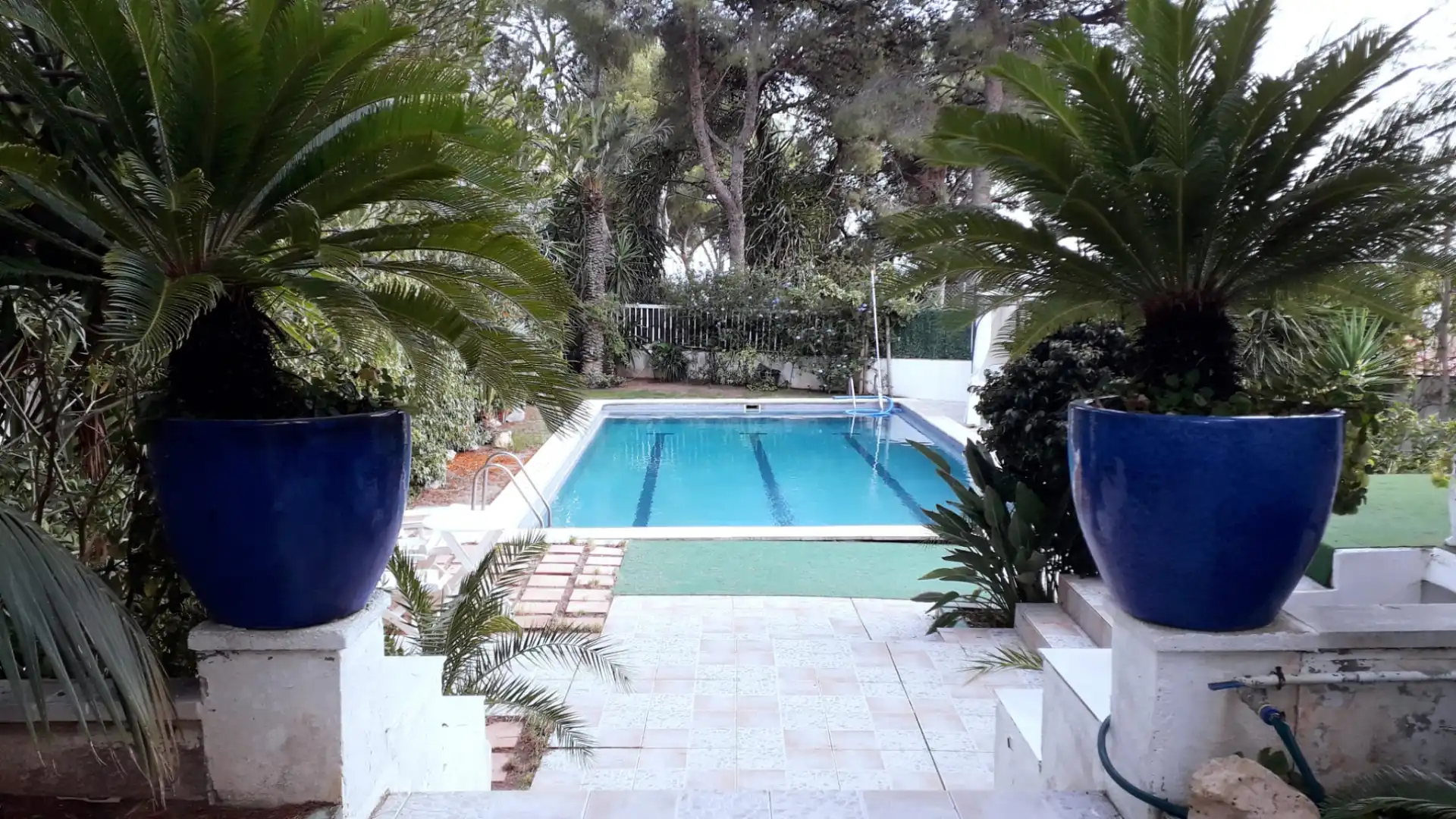Piscina de Casa o xalet en venda en Castelldefels amb Aire condicionat, Calefacció i Jardí privat