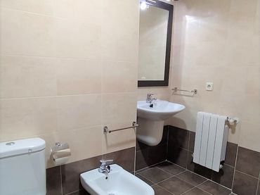 Appartamento con piscina in affitto a MADAMME CURIE