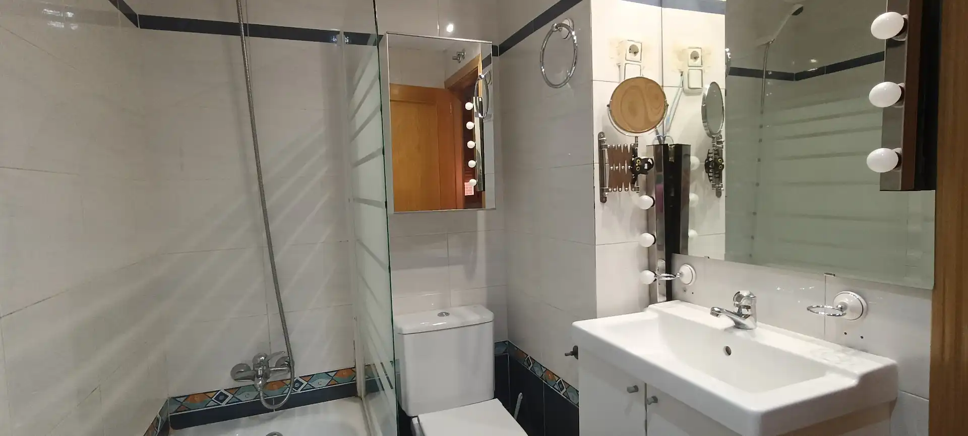 Badezimmer von Maisonette zum Verkauf in Alcobendas mit Klimaanlage, Abstellraum und Möbliert