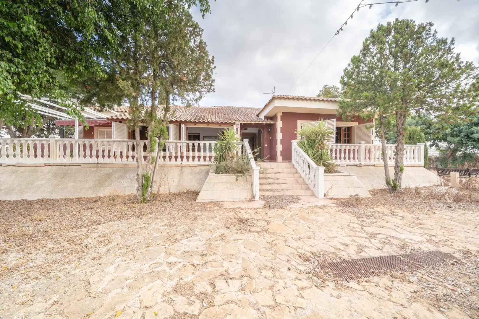 Vista exterior de Casa o xalet en venda en Cartagena amb Jardí privat, Traster i Piscina
