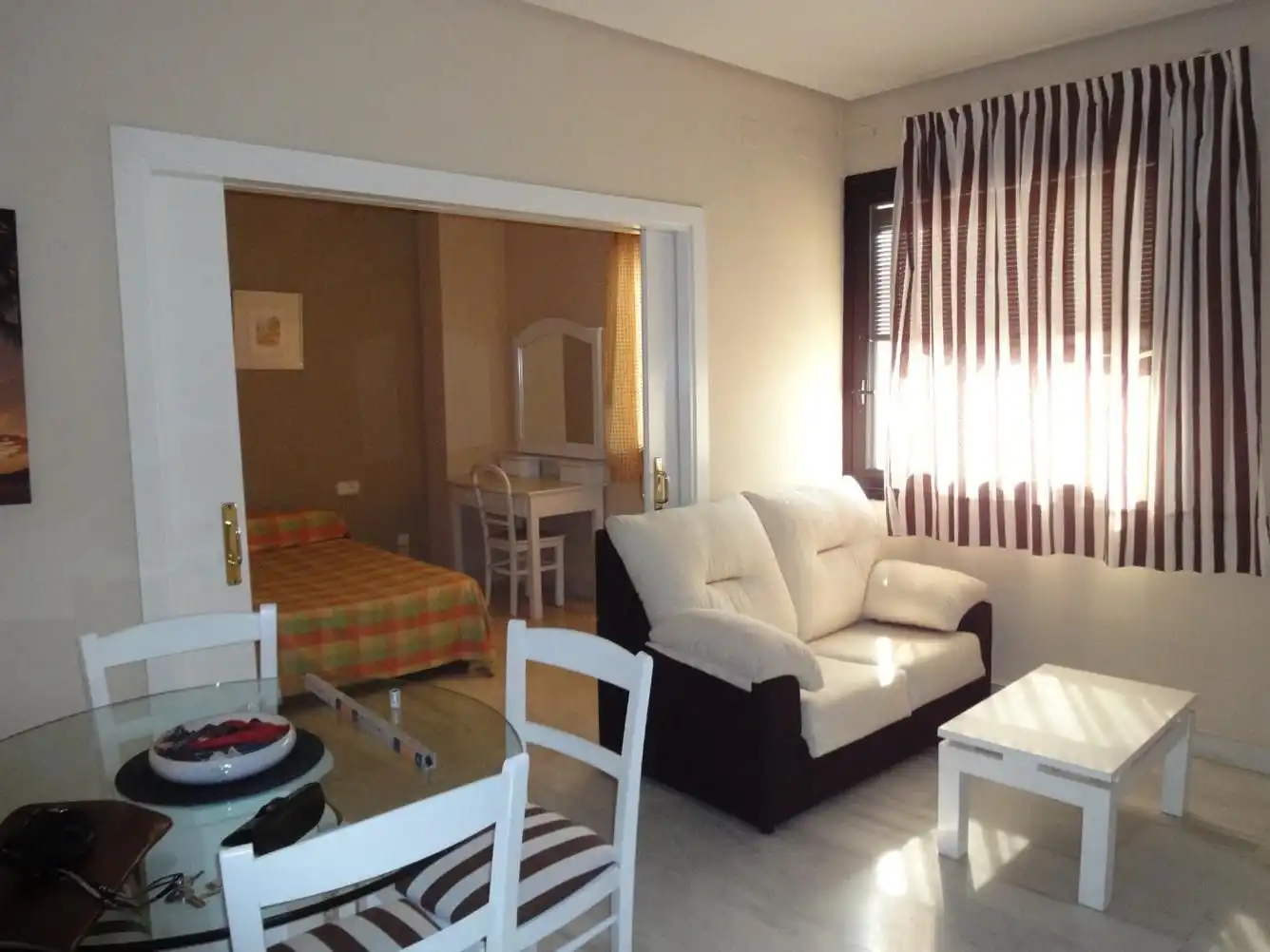 Apartamento de alquiler en Avenida Alcalde Luis Uruñuela, Urbadiez - Entrepuentes
