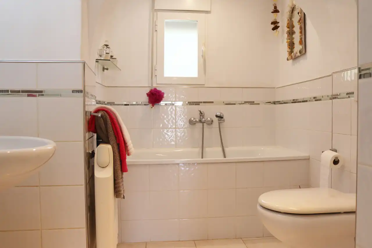 Bathroom of Houses for sale in Orba  with Swimming Pool
