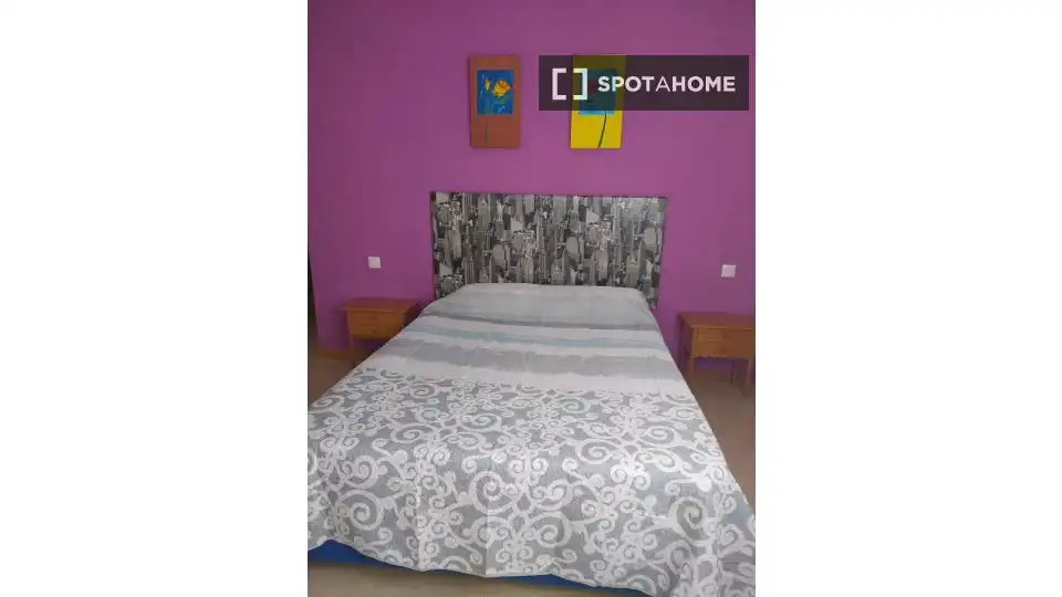 Room in Picassent
