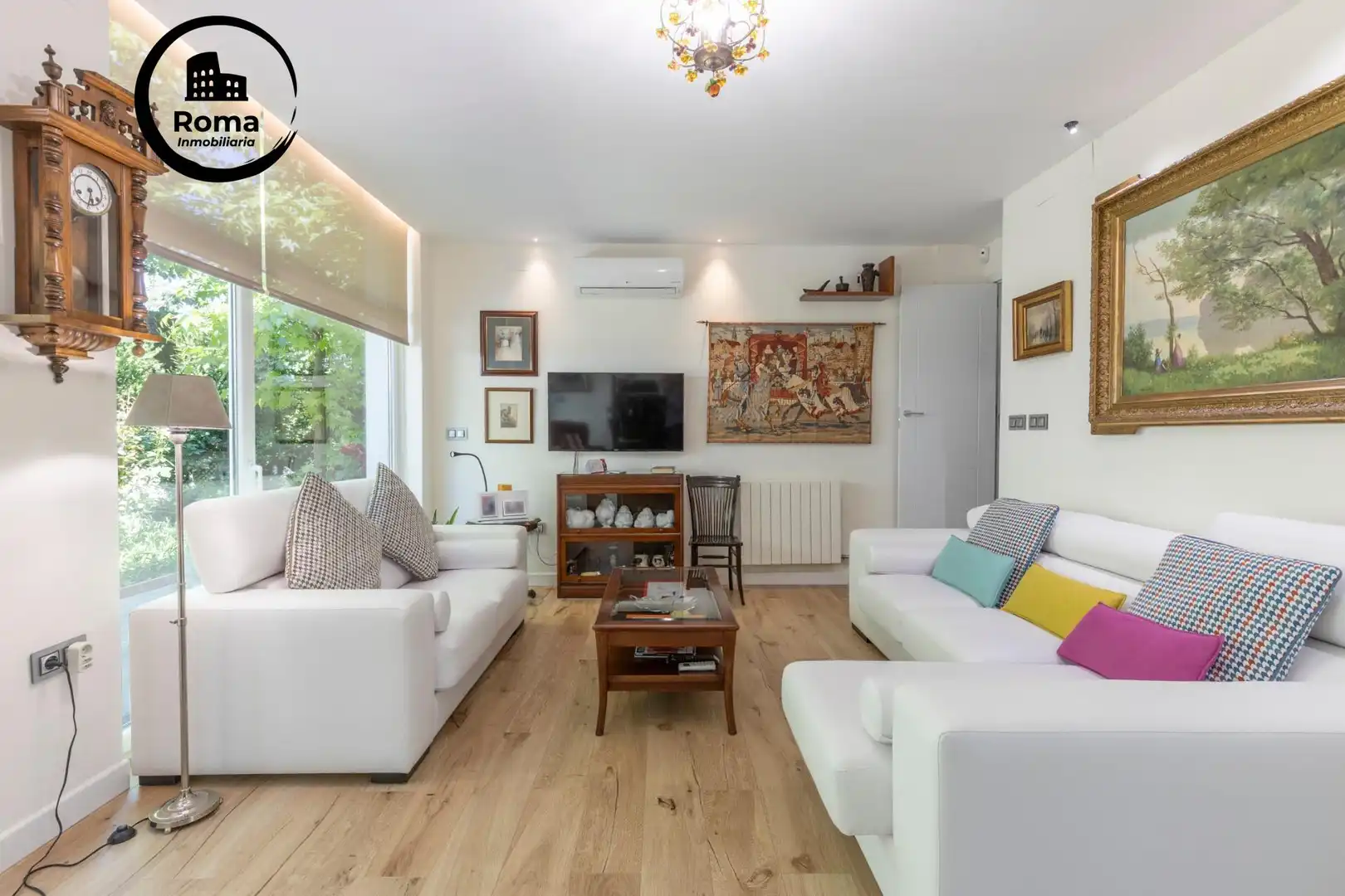Sala de estar de Casa o chalet en venta en Albolote con Aire acondicionado, Calefacción y Jardín privado