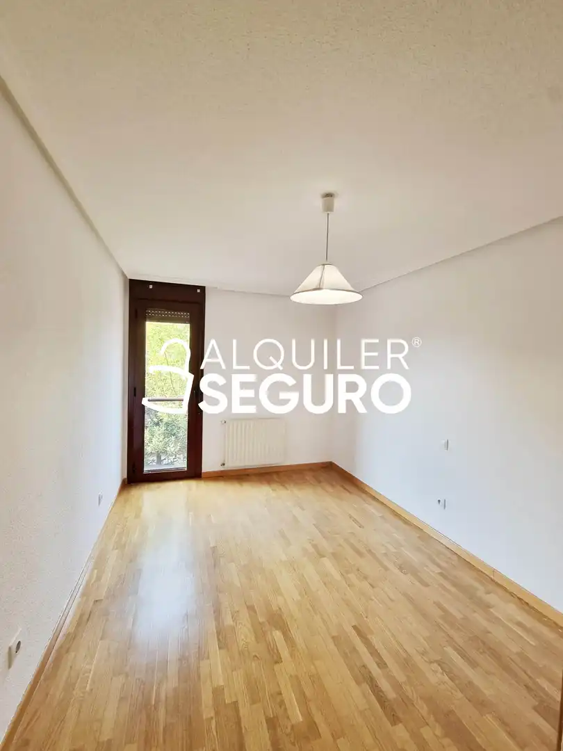 Bedroom of Flat for rent in Las Rozas de Madrid  with Heating, Terrace and Storage room