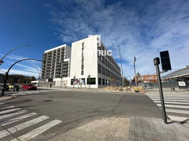 Oficina amb ascensor de lloguer a Nord-est