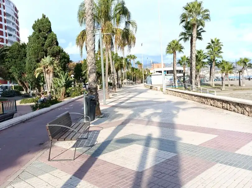 Außenansicht von Wohnung zur Miete in Torre del Mar