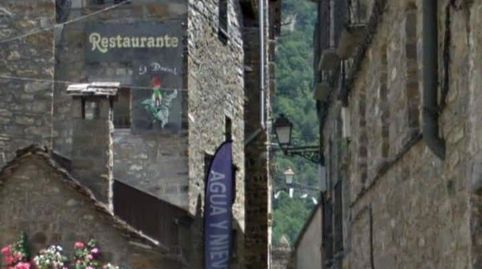 Casa única en Torla-Ordesa, el pueblo más bonito del Pirineo Aragonés y en la entrada del parque Nacional de Ordesa, imagen 4