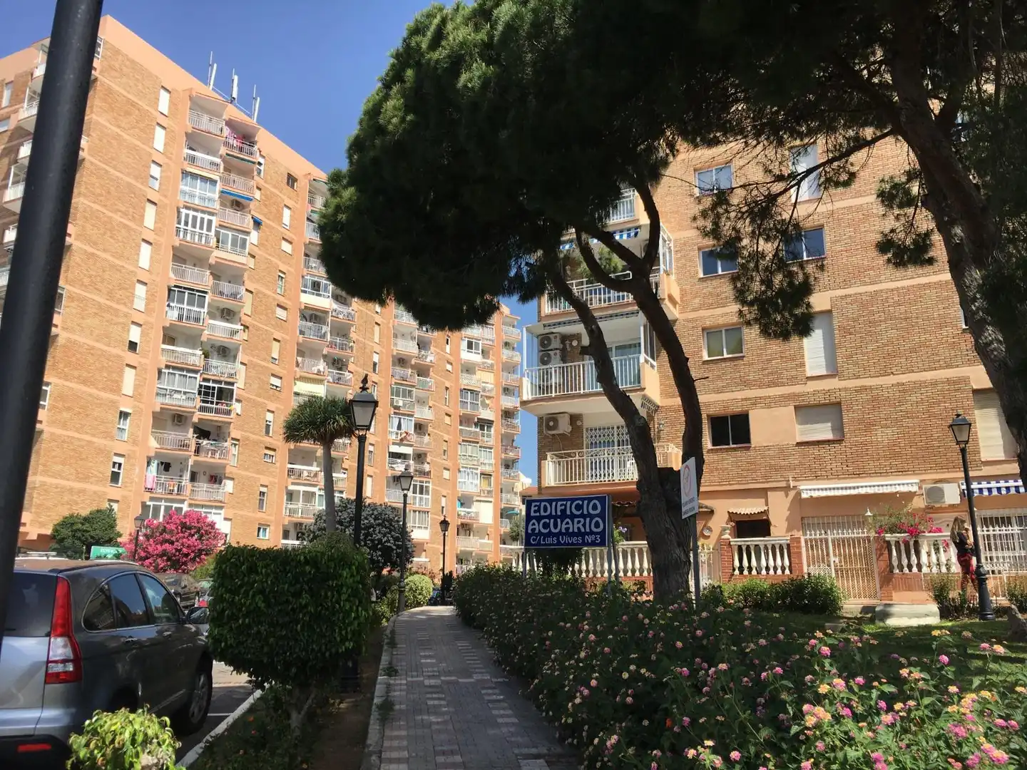 Piso con piscina en alquiler en Calle Luis Vives 10