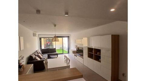 Foto 2 de Casa adosada en venta en Calle Beethoven, Ca n'Aurell, Terrassa