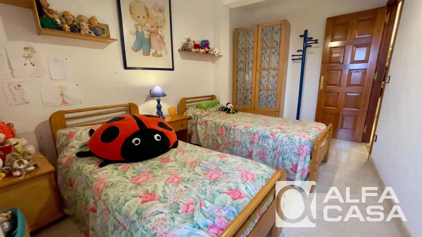 Bedroom of Houses for sale in Canyelles