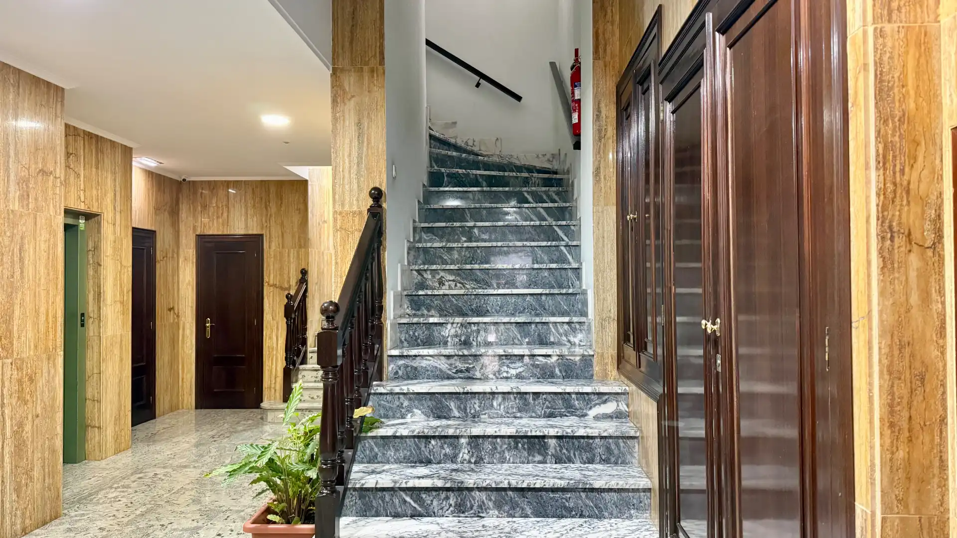 Individual con ascensor en alquiler en Calle Manuel Pedregal 10, imagen 14