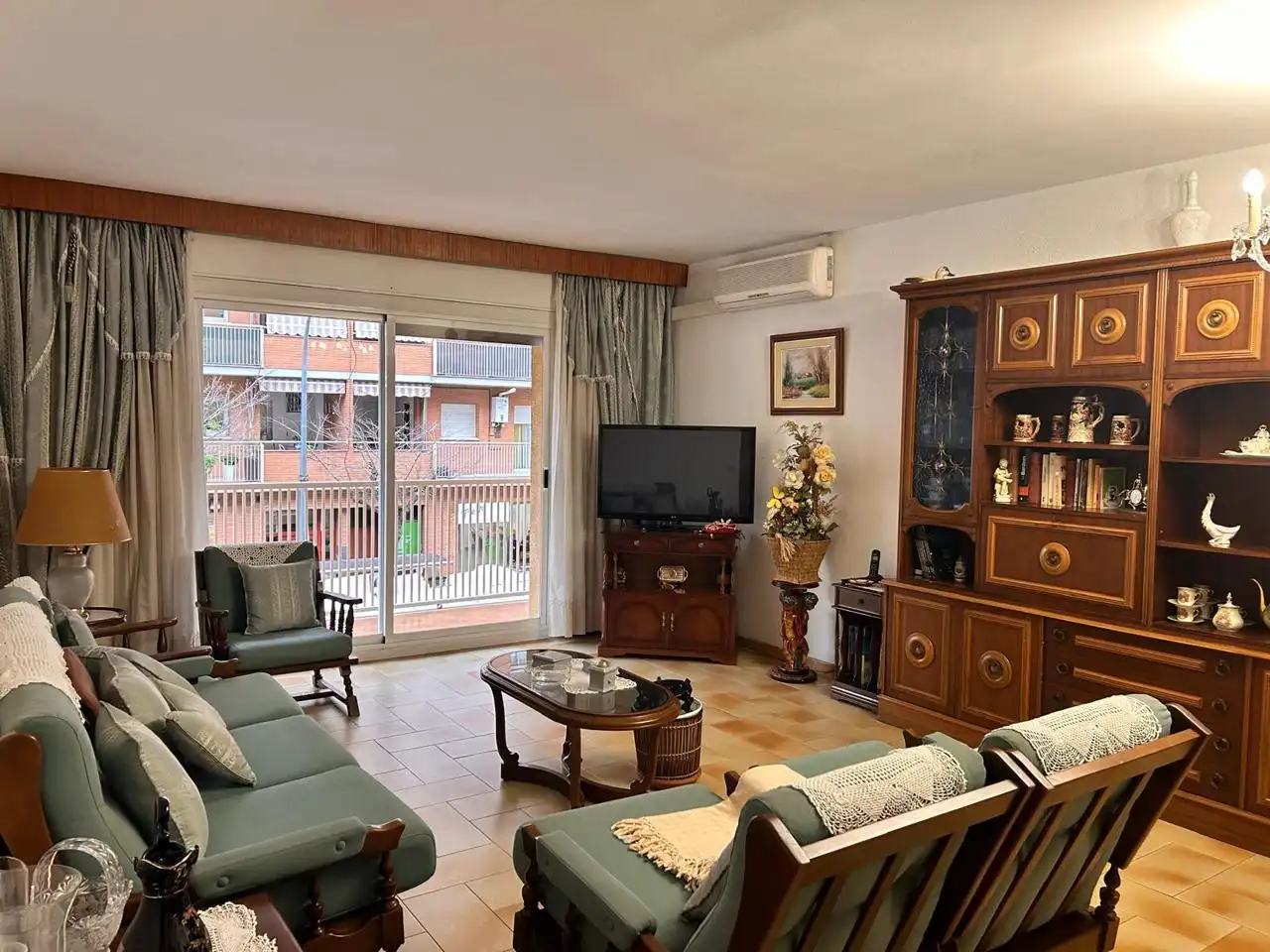 Living room of Flat for sale in Mataró  with Air Conditioner and Terrace
