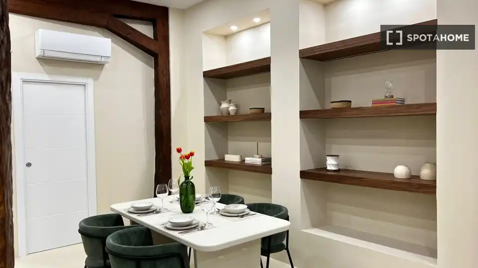 Piso con terraza en alquiler en Centro, imagen 4