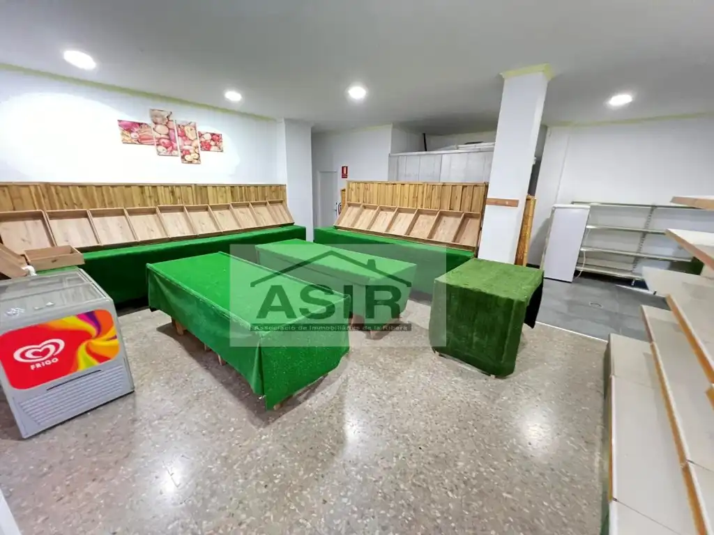 Local en venta en Alzira