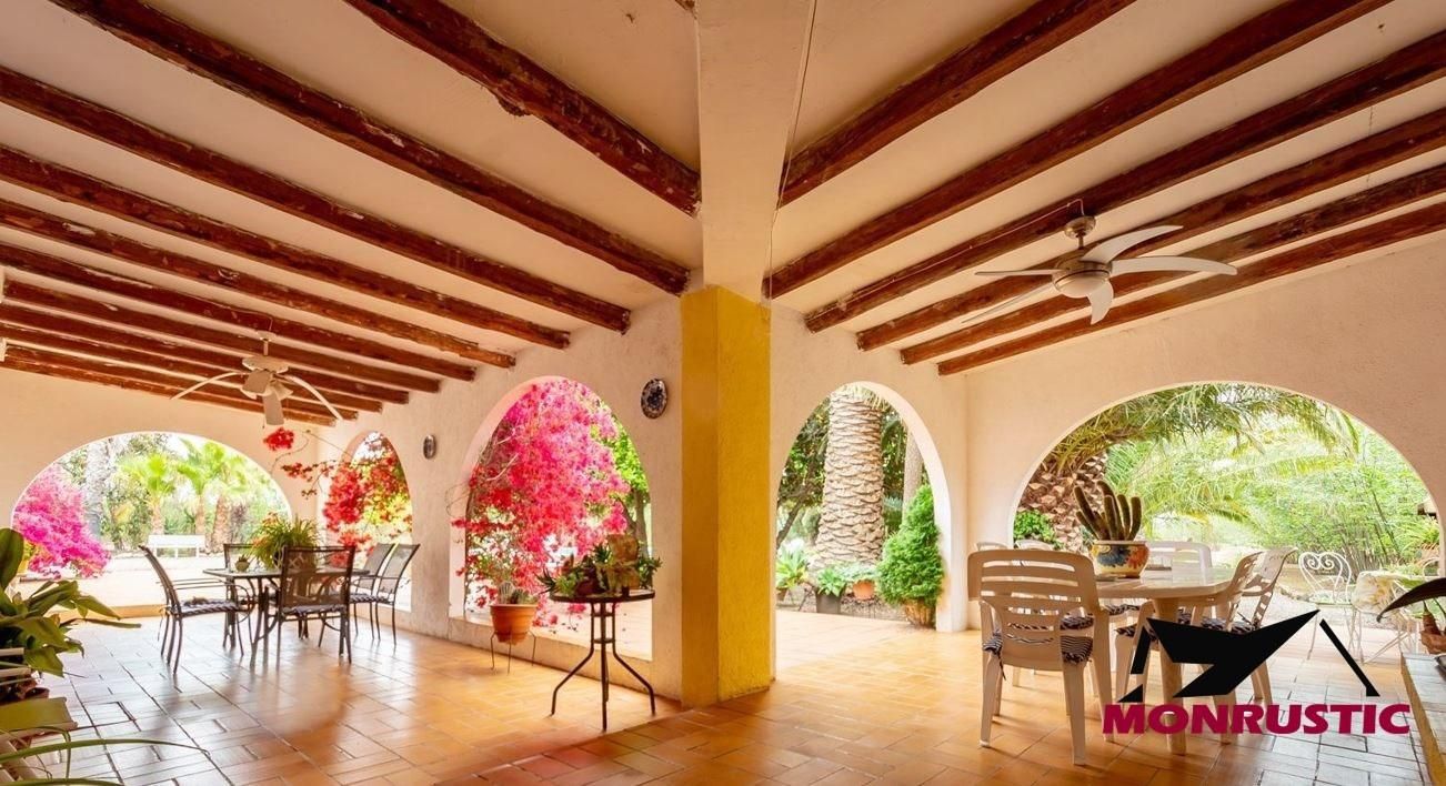 Finca rústica en venda en Valls amb Jardí privat i Piscina