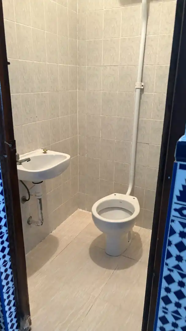 Baño de Casa adosada en venta en Cañete la Real con Aire acondicionado, Calefacción y Amueblado