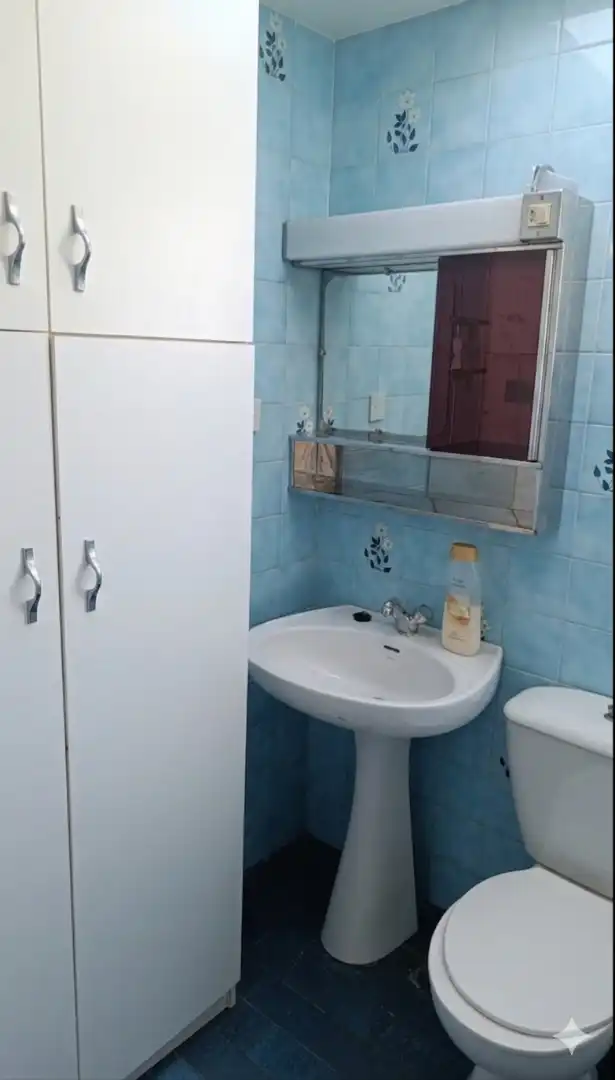 Baño de Piso de alquiler en Pravia con Calefacción y Amueblado