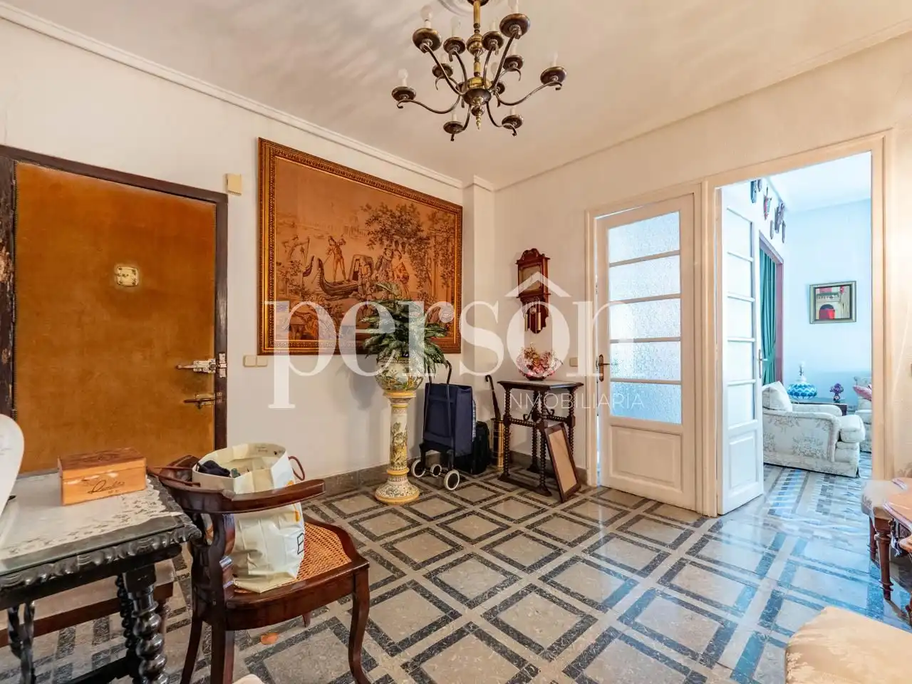 Appartamento con terrazza in vendita a Ciutat Vella, imagen 2