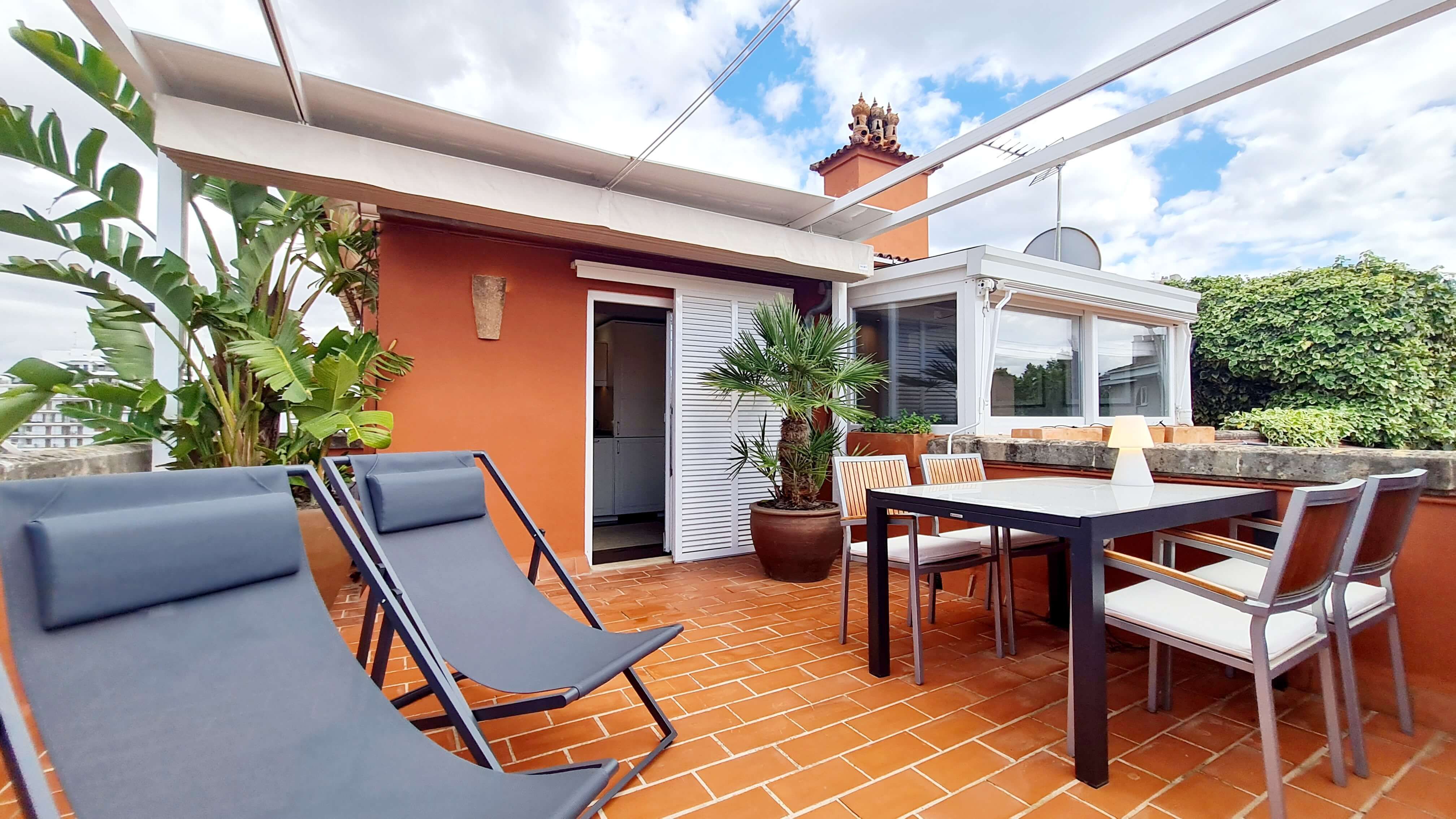 Terrassa de Àtic de lloguer en  Palma de Mallorca amb Aire condicionat i Moblat