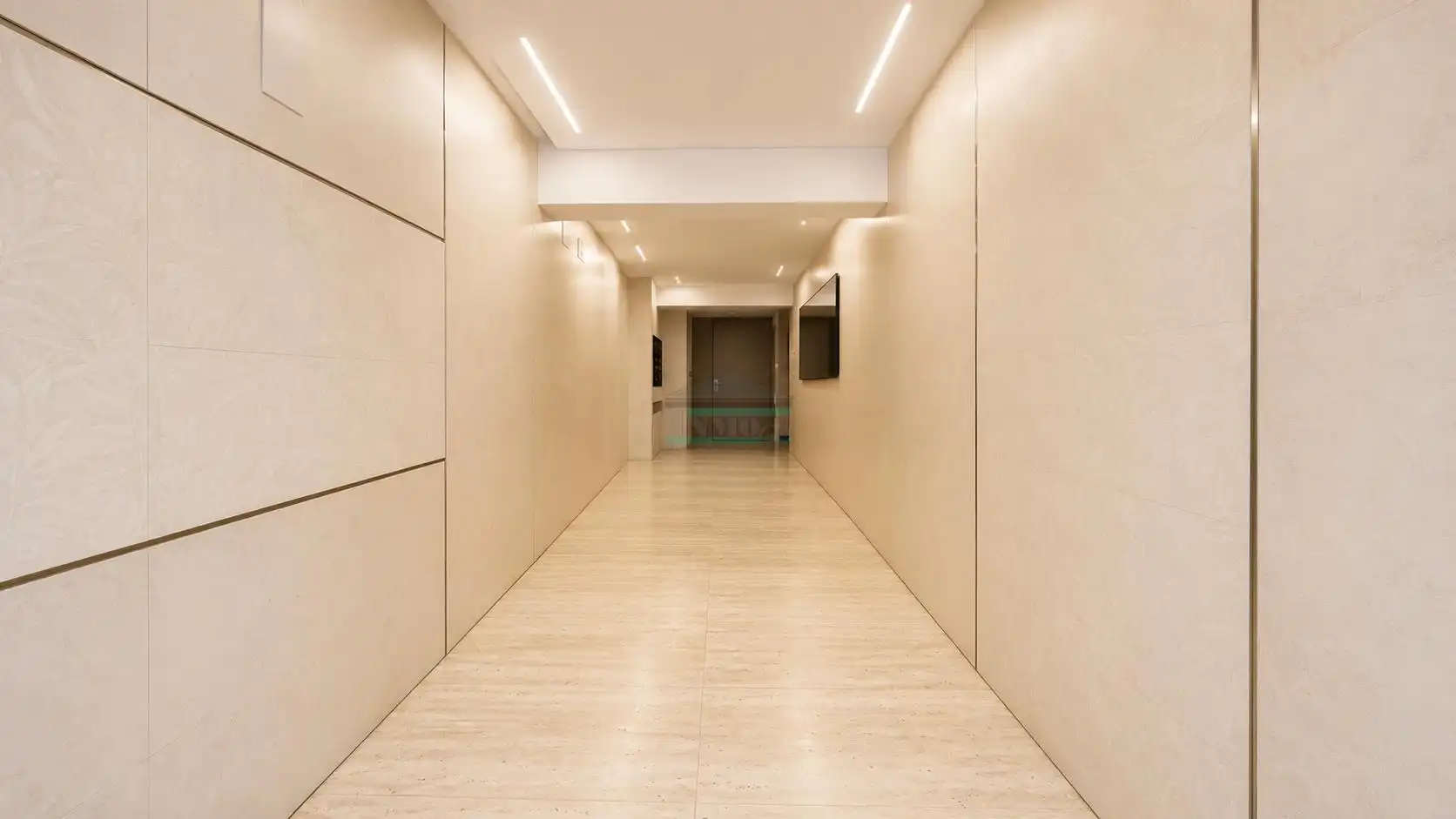 Flat for rent in Granada  with Air Conditioner, Furnished and Oven